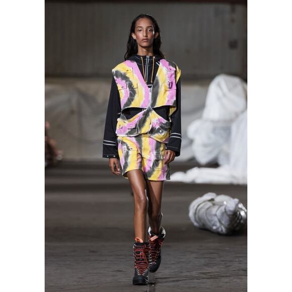 NWT GANNI Washed Denim Multi Colored Tie Dye Shorts size 25 - Picture 6 of 7